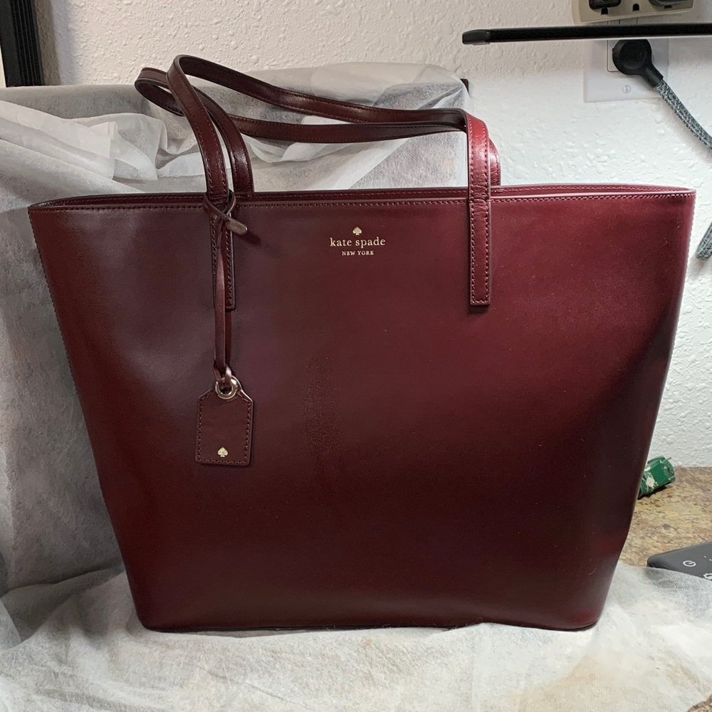 Kate Spade New York Janie Cherrywood Leather Tote Bag With Signature Logo